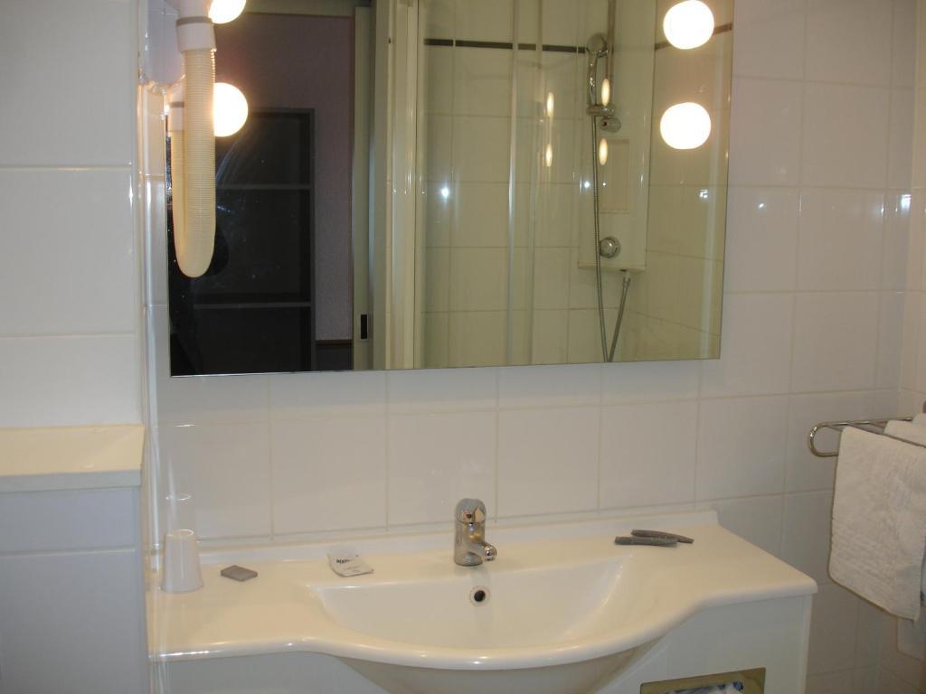 Hotel Bollaert Lens Quarto foto